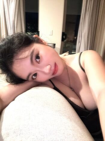 Full leaked Strawbeary th page private onlyfans photo
