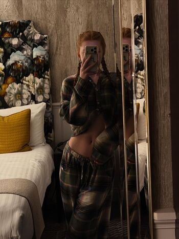 Full leaked Strawbz private onlyfans photo