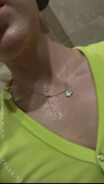 Full leaked Stretchwithvxox private onlyfans photo