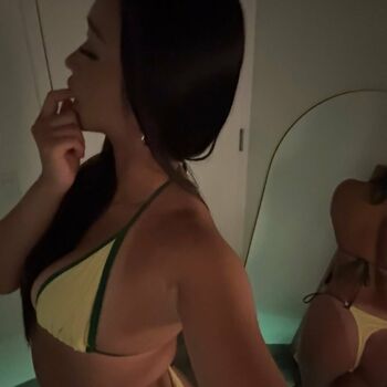 Full leaked Sua lee private onlyfans photo