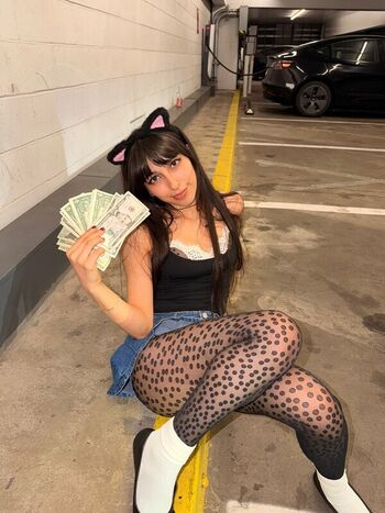 Full leaked Sukimellow private onlyfans photo
