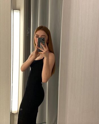 Full leaked Sunblumer private onlyfans photo