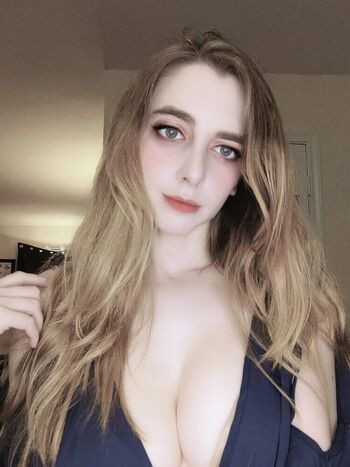 Full leaked Sunlitskye private onlyfans photo