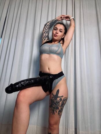 Full leaked Sunnyamelia private onlyfans photo