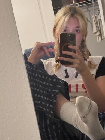 Full leaked Swordfan page private onlyfans photo