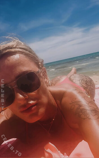Full leaked Tati ink page private onlyfans photo