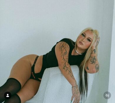 Full leaked Tattedbblonde private onlyfans photo