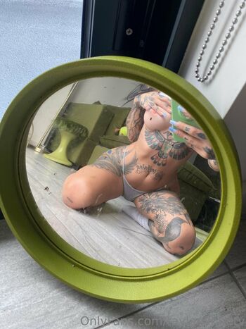 Full leaked Taylor white page private onlyfans photo