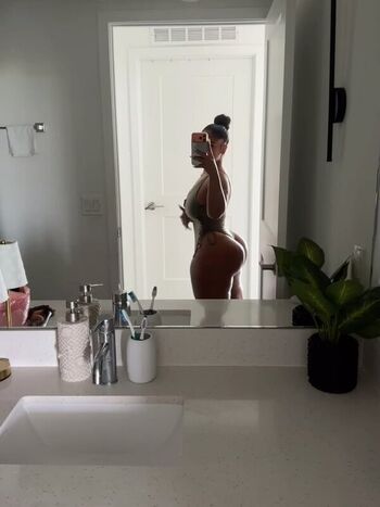 Full leaked Thatfreign private onlyfans photo