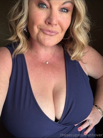Full leaked Thesecupsrunnethover page private onlyfans photo