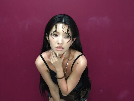 Full leaked Tiny pretty j page private onlyfans photo