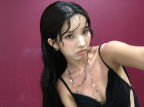 Full leaked Tiny pretty j page private onlyfans photo