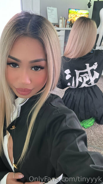 Full leaked Tinyyyk private onlyfans photo
