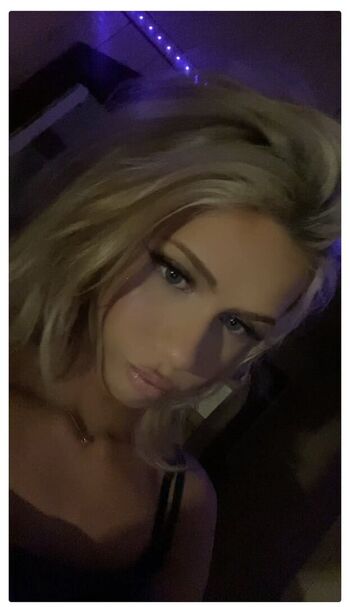 Full leaked Tspollypocket private onlyfans photo