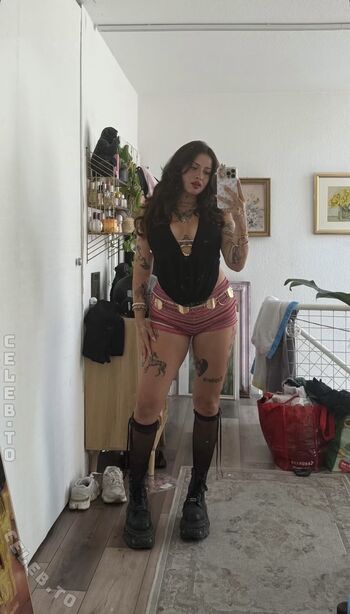Full leaked Tuttilicious private onlyfans photo