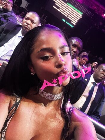 Full leaked Glitterandanthrax/ private onlyfans photo