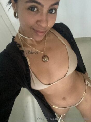 Full leaked Valentinaggomez private onlyfans photo