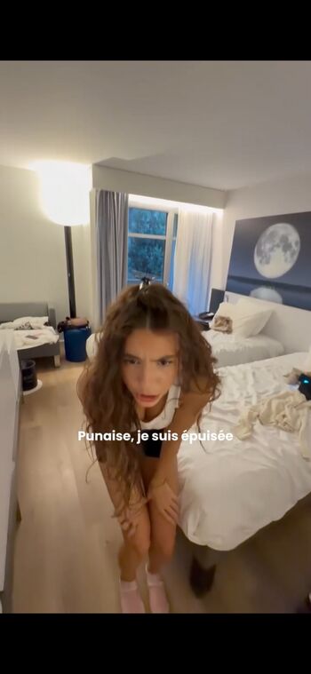 Full leaked Valmadeaa private onlyfans photo
