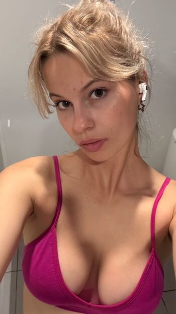 Full leaked Varvara stadnichenko page private onlyfans photo