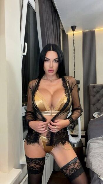 Full leaked Venami private onlyfans photo