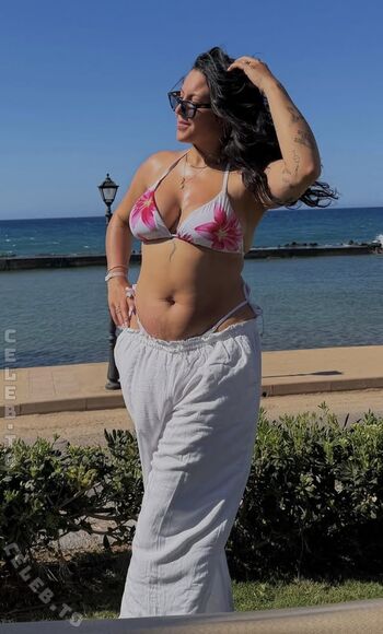 Full leaked Vendewaa private onlyfans photo