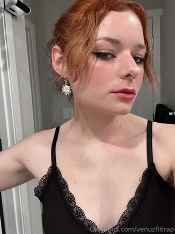 Full leaked Venuzflitrap private onlyfans photo