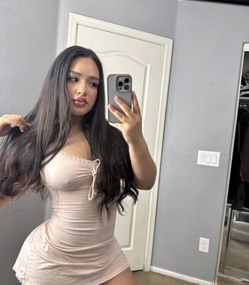 Full leaked Villeyani private onlyfans photo