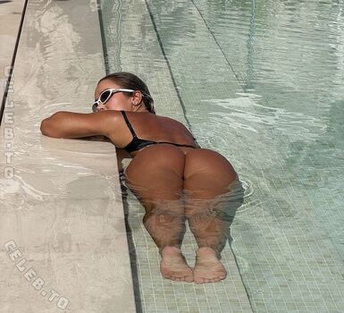 Full leaked Violetta bert page private onlyfans photo