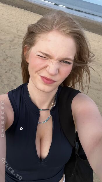 Full leaked Vivien michelle private onlyfans photo