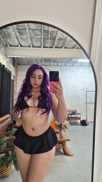 Full leaked Boudoir/ private onlyfans photo