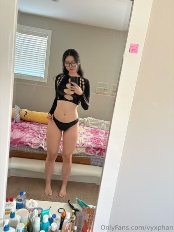 Full leaked Vyxia vyxphan page private onlyfans photo