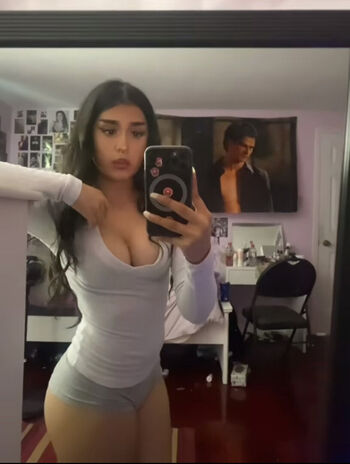 Full leaked Wajeeha khan page private onlyfans photo