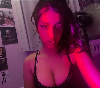 Full leaked Wajeeha khan page private onlyfans photo
