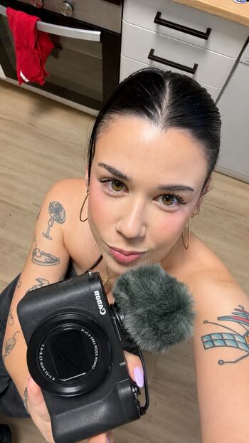 Full leaked Whereisleto private onlyfans photo
