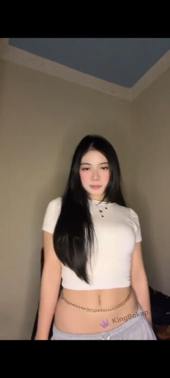 Full leaked Ryleeknighttt/ private onlyfans photo