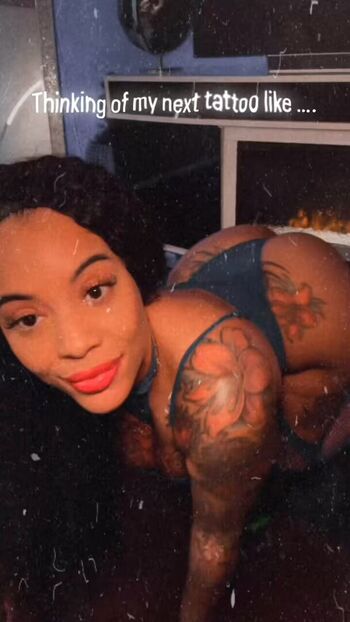 Full leaked Whouluvluv private onlyfans photo