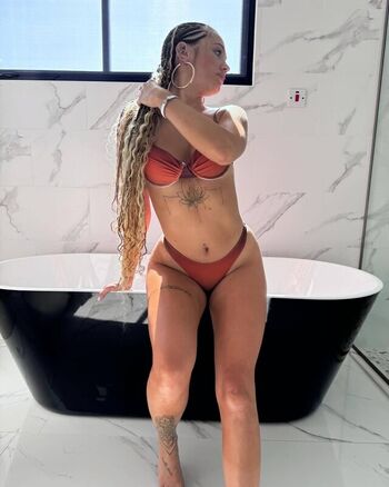 Full leaked Woah vicky page private onlyfans photo