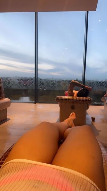 Full leaked Xclus v page private onlyfans photo