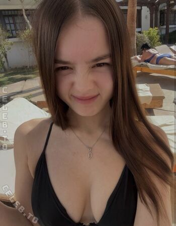 Full leaked Xdshka page private onlyfans photo