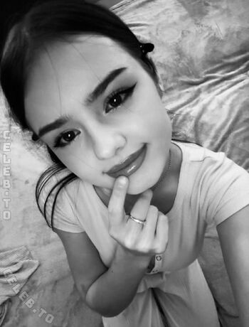 Full leaked Xdshka page private onlyfans photo