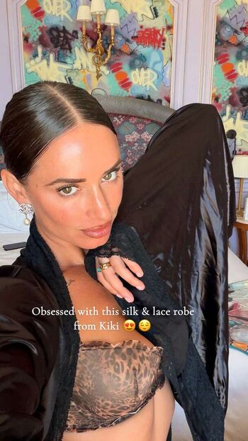 Full leaked Yesjulz  page private onlyfans photo