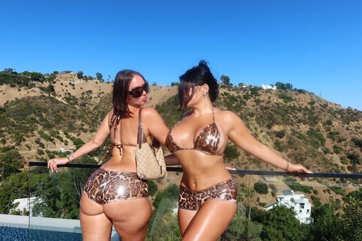 Full leaked Yesjulz page private onlyfans photo