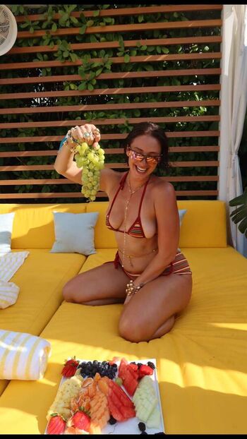 Full leaked Yesjulz page private onlyfans photo
