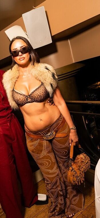 Full leaked Yesjulz page private onlyfans photo