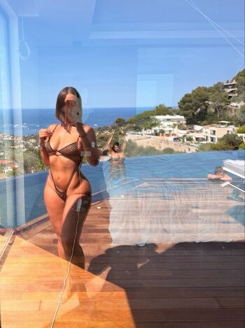 Full leaked Yesjulz page private onlyfans photo