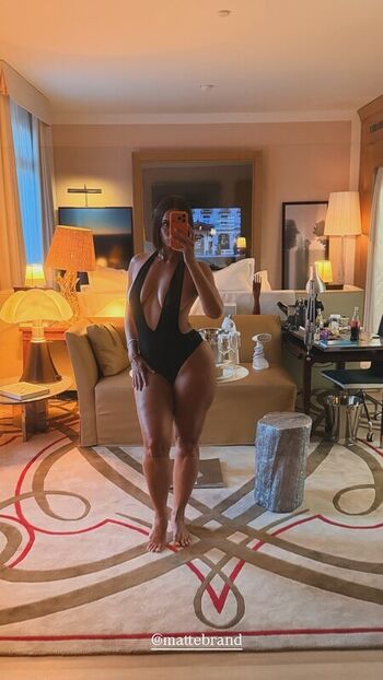 Full leaked Yesjulz page private onlyfans photo