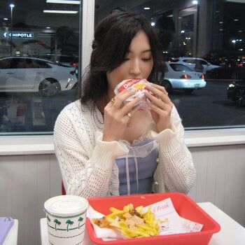 Full leaked Yoojin page private onlyfans photo